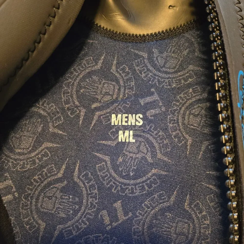 Body Glove Shorty Wetsuit Mens Size M/L Black Blue Neoprene 3/2mm - Picture 4 of 16